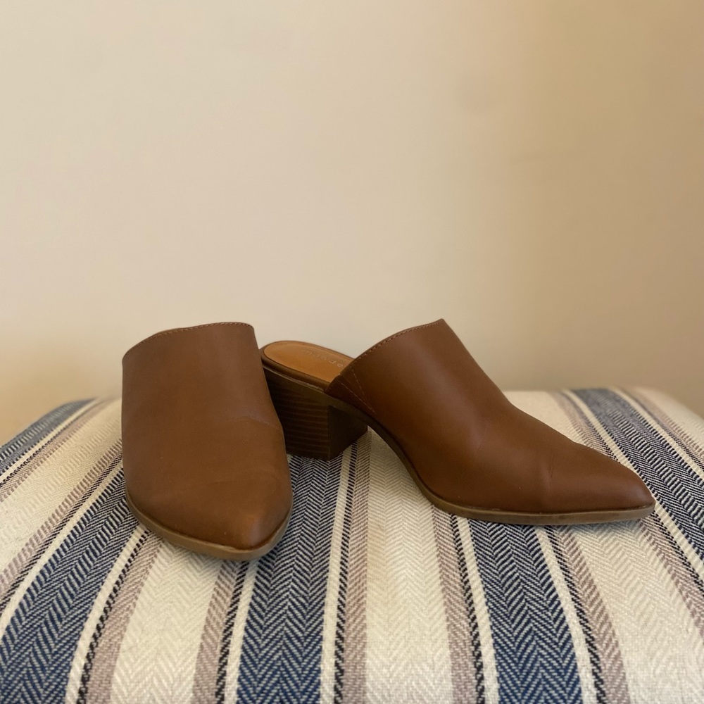 Madden Girl block Heeled Mules in Chestnut Brown! Size 6.5womens